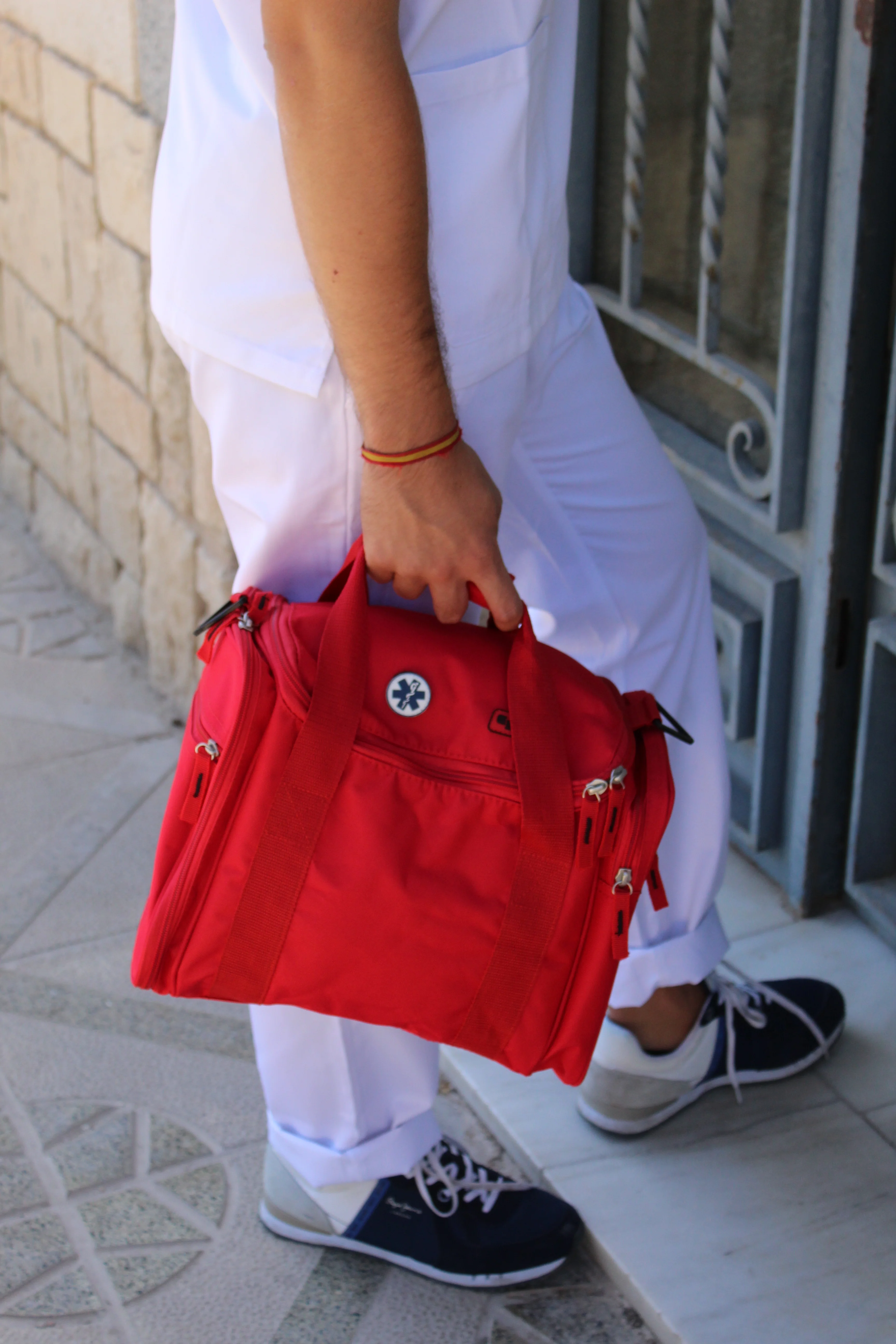 Elite First Aid Bag - Image 5