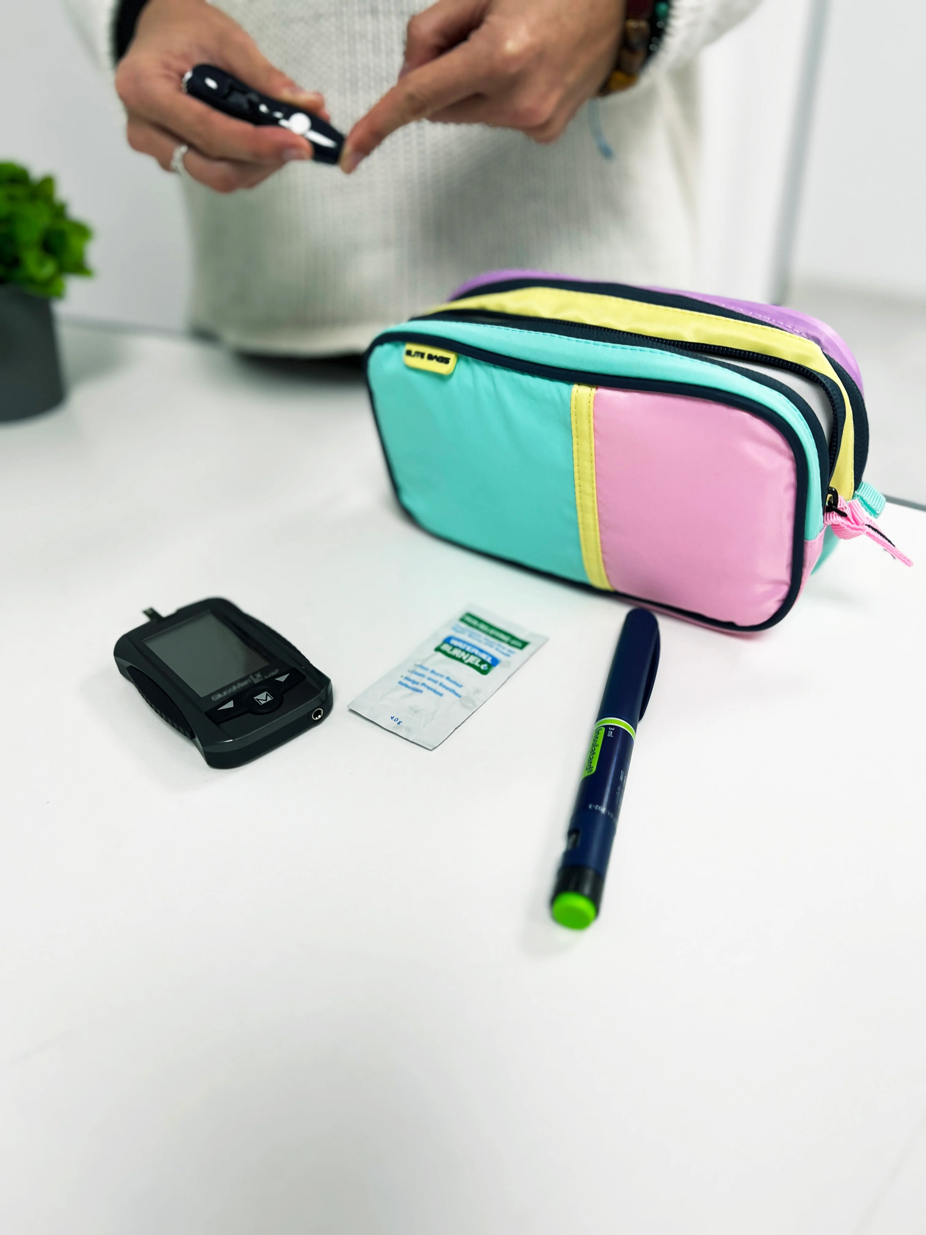 Isothermal Diabetes Bag - Pink - Image 5
